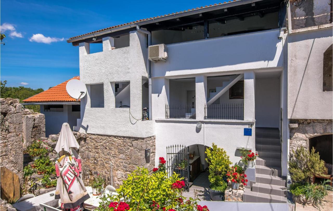Amazing Apartment In Zupanje With Wifi Exterior photo